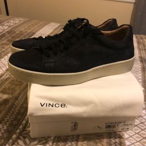 Men’s VINCE “SLATER” Shoes/Sneaker Size 10.5